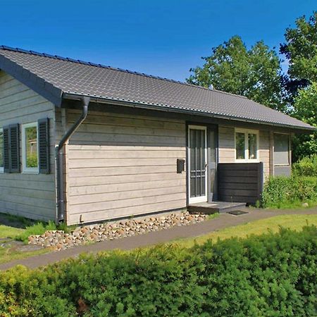 Blockhaus Mit Parkplatz Vor Der Ha Villa Damp Bagian luar foto
